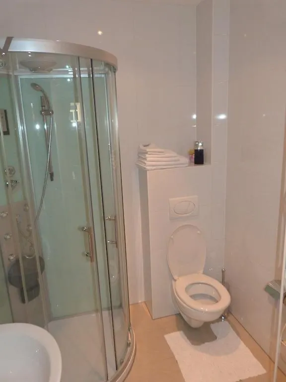 St Martin Apartment Вена