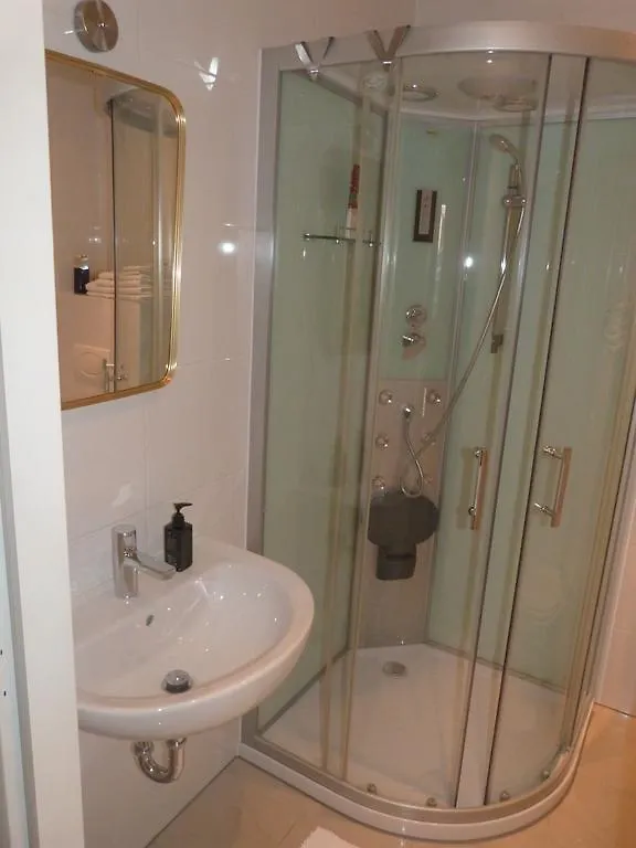 St Martin Apartment Вена 0*,
