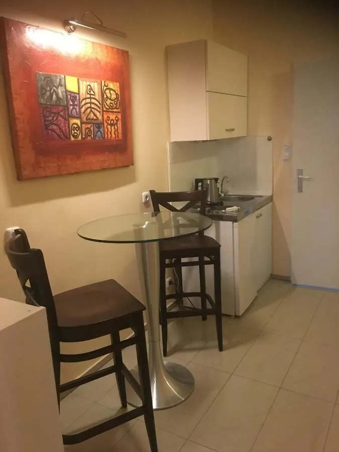 St Martin Apartment Вена